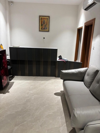 Imagen de los interiores del Hotel OnlyStay Surbhi Dham. Foto 13