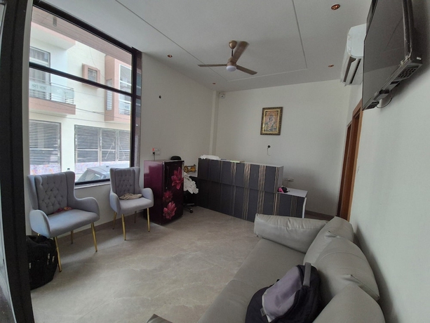 Imagen de los interiores del Hotel OnlyStay Surbhi Dham. Foto 14