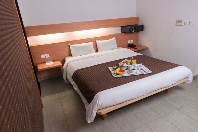 Imagen de la habitación del Hotel Onomo Abidjan Airport. Foto 5
