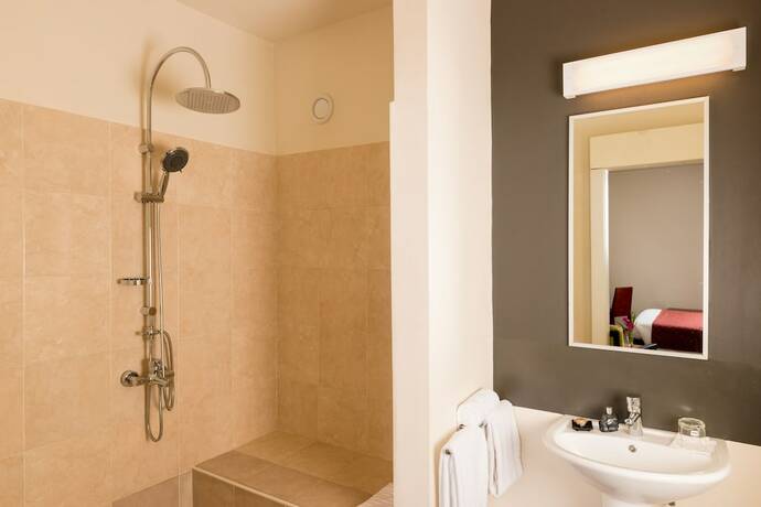 Imagen general del Hotel Onomo Bamako. Foto 16