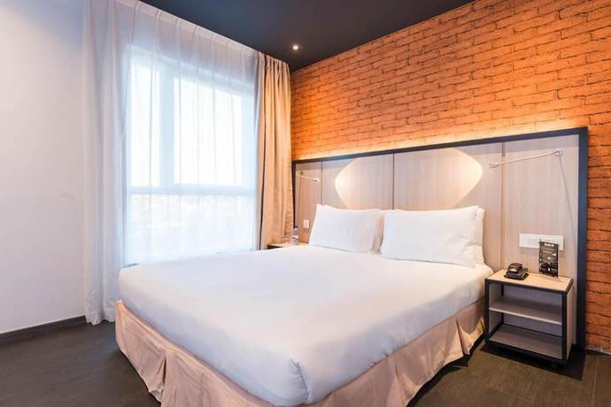 Imagen de la habitación del Hotel Onomo Casablanca Sidi Maarouf. Foto 16