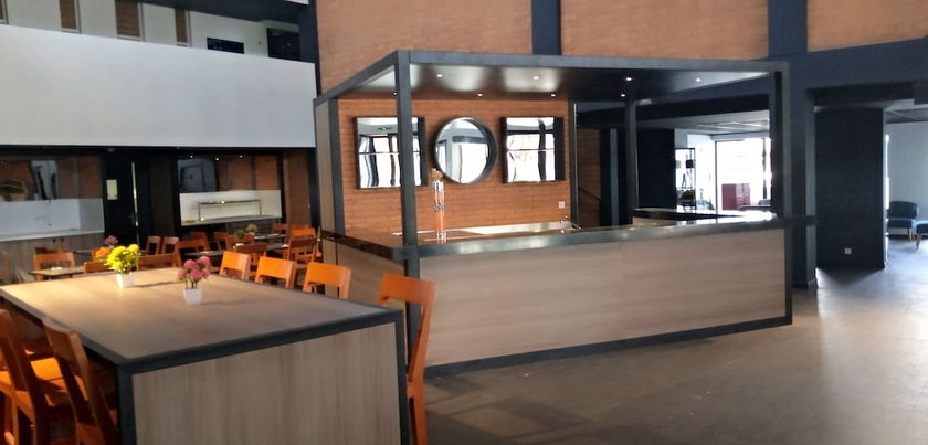 Imagen de los interiores del Hotel Onomo Dakar. Foto 12