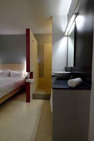 Imagen de la habitación del Hotel Onomo Dakar. Foto 6