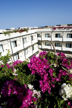 Imagen de la habitación del Hotel Onomo Dakar. Foto 9
