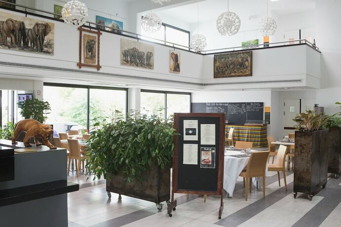 Imagen del bar/restaurante del Hotel Onomo Libreville. Foto 19