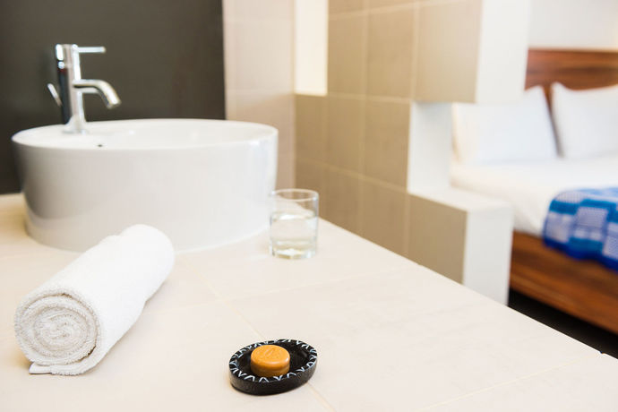 Imagen de la habitación del Hotel Onomo Lome. Foto 8