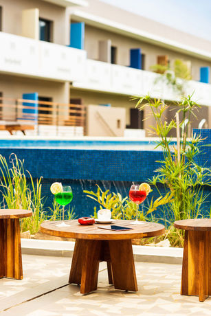 Imagen de los exteriores del Hotel Onomo Lome. Foto 12