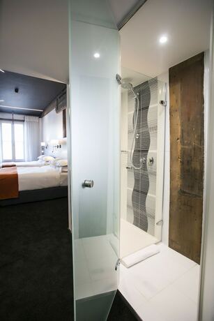 Imagen de la habitación del Hotel Onomo Waterfront. Foto 21