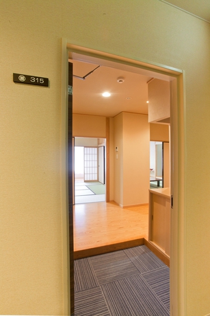 Imagen de la habitación del Hotel Onsen Nakahara Bessou. Foto 7