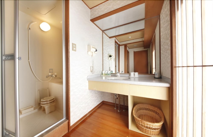Imagen de la habitación del Hotel Onsen Omoto. Foto 16