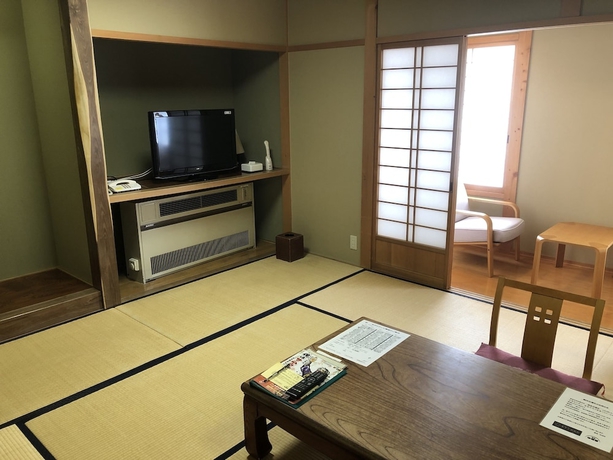 Imagen de la habitación del Hotel Onsen Yupopo. Foto 12