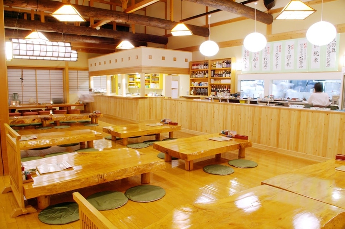Imagen del bar/restaurante del Hotel Onsen Yupopo. Foto 9