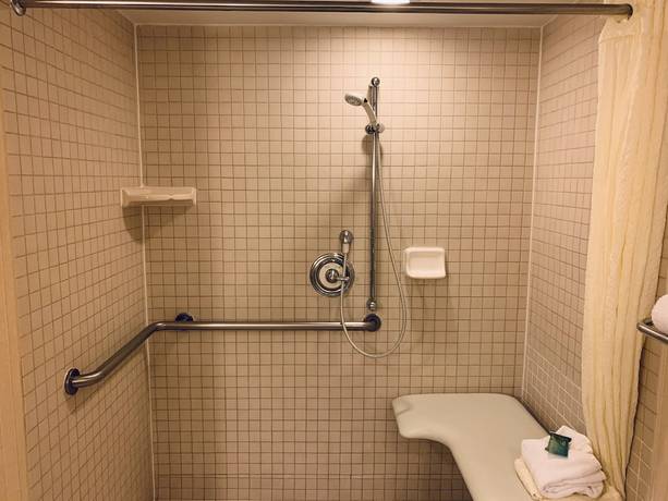 Imagen de la habitación del Hotel Ontario Airport and Conference Center. Foto 2
