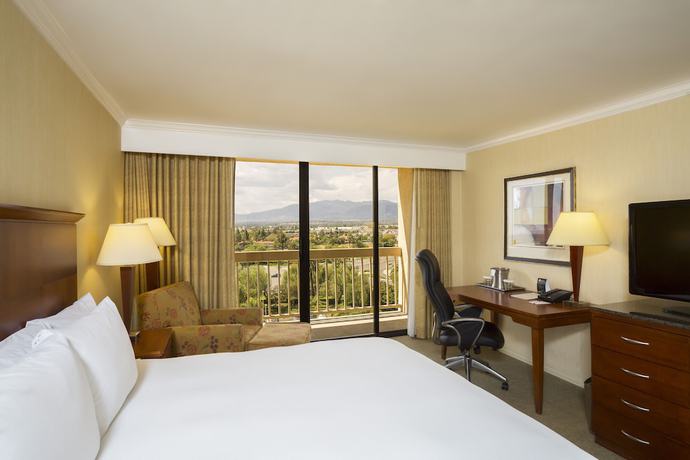 Imagen de la habitación del Hotel Ontario Airport and Conference Center. Foto 16