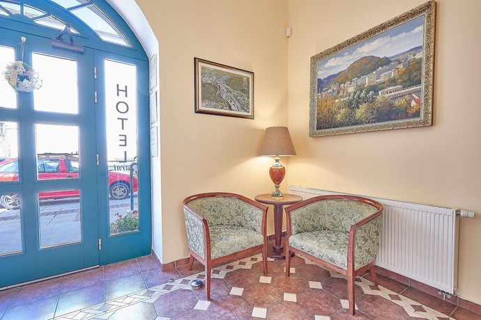 Imagen de los interiores del Hotel Ontario Garni. Foto 19