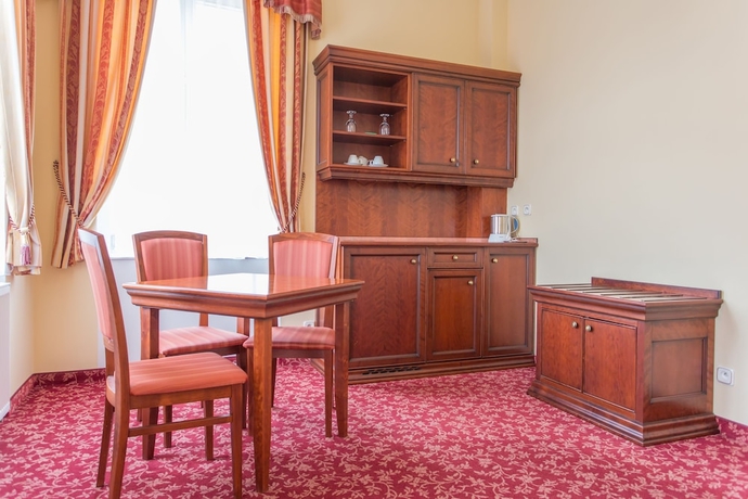 Imagen de la habitación del Hotel Ontario Garni. Foto 13