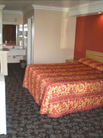 Imagen de la habitación del Hotel Ontario Inn and Suites. Foto 12