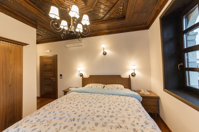 Imagen de la habitación del Hotel Onufri. Foto 7