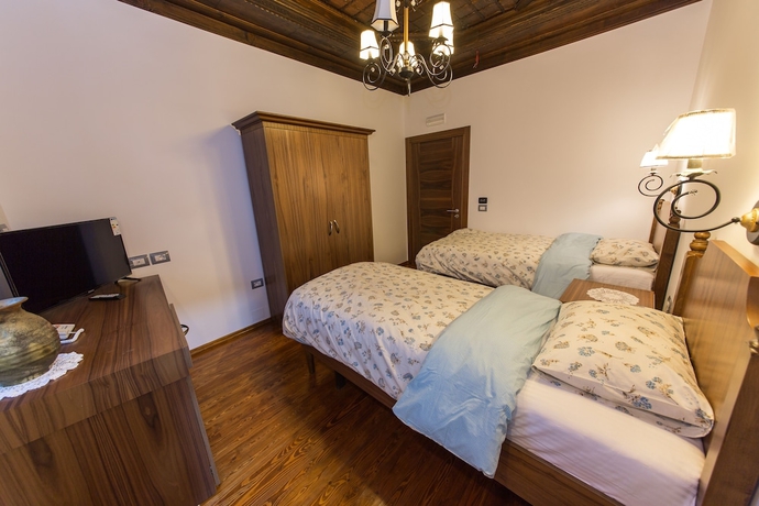 Imagen de la habitación del Hotel Onufri. Foto 11