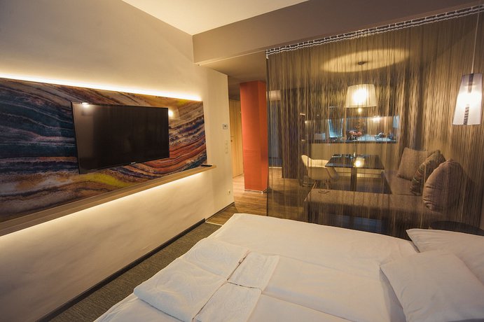 Imagen de la habitación del Hotel Onyx Luxury. Foto 4