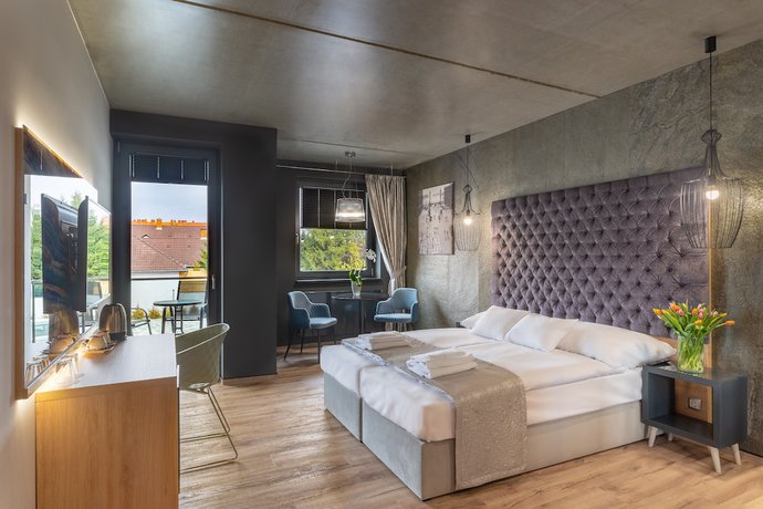 Imagen de la habitación del Hotel Onyx Luxury. Foto 5