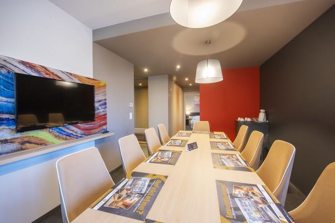 Imagen de la habitación del Hotel Onyx Luxury. Foto 6