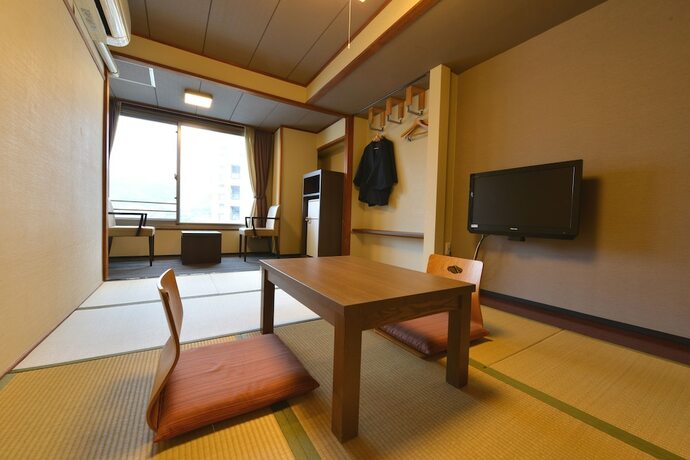 Imagen general del Hotel Ooedo Onsen Monogatari Atami. Foto 1