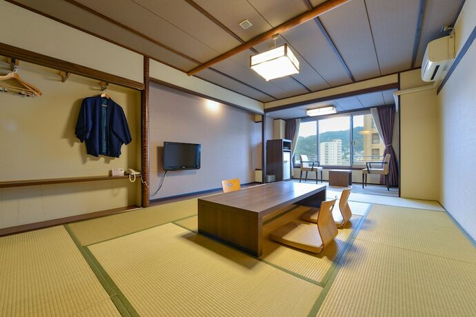 Imagen general del Hotel Ooedo Onsen Monogatari Atami. Foto 7
