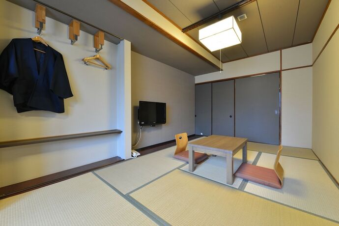 Imagen de la habitación del Hotel Ooedo Onsen Monogatari Atami. Foto 19