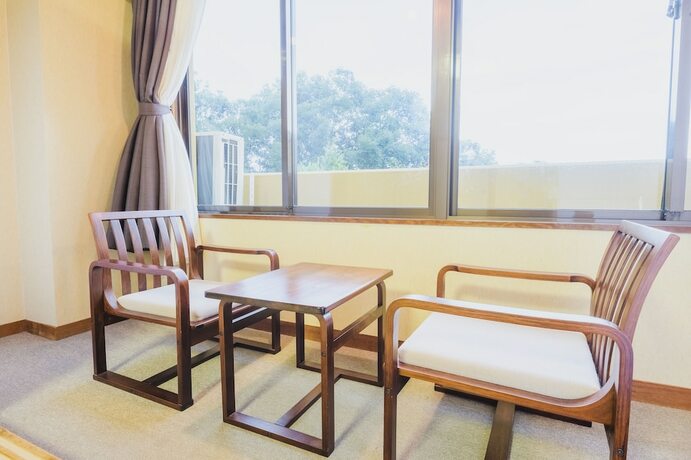 Imagen de la habitación del Hotel Ooedo Onsen Monogatari Awara. Foto 15