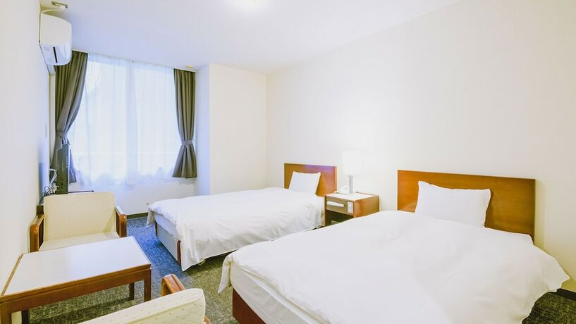 Imagen de la habitación del Hotel Ooedo Onsen Monogatari Awara. Foto 19