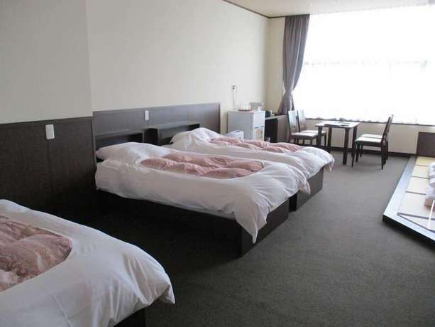 Imagen de la habitación del Hotel Ooedo Onsen Monogatari Minoh Kanko. Foto 7