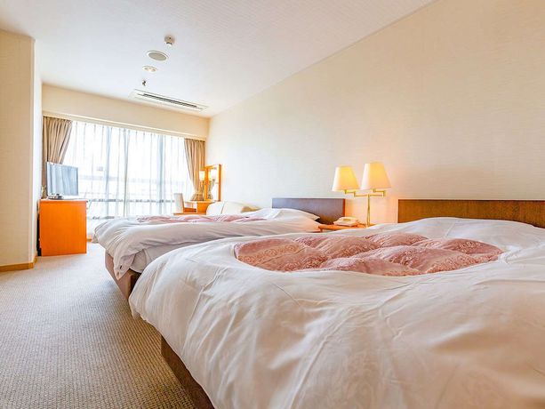 Imagen de la habitación del Hotel Ooedo Onsen Monogatari Minoh Kanko. Foto 9