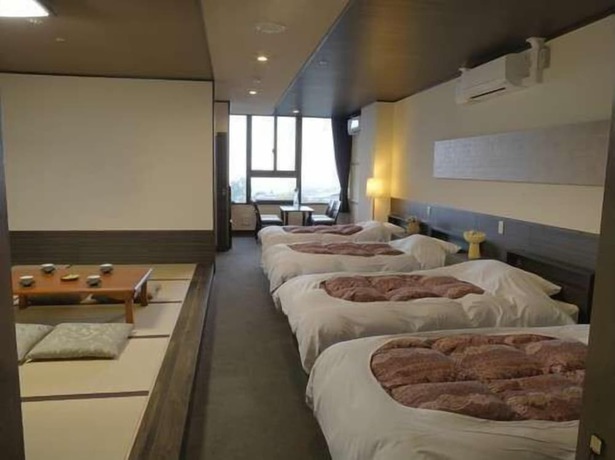 Imagen de la habitación del Hotel Ooedo Onsen Monogatari Minoh Kanko. Foto 18