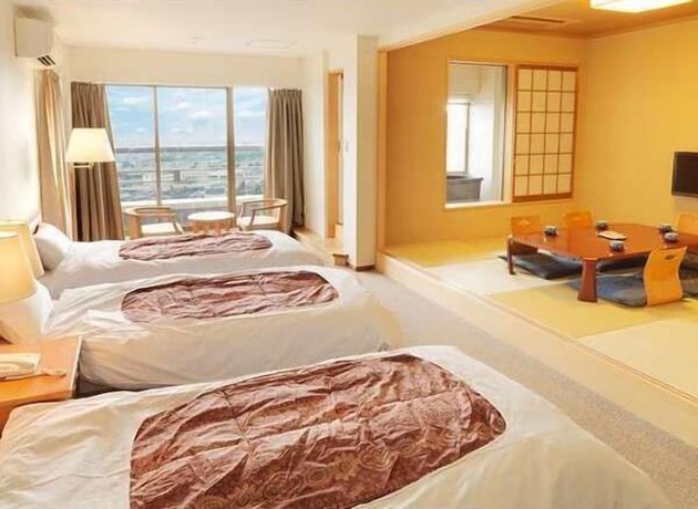 Imagen de la habitación del Hotel Ooedo Onsen Monogatari Minoh Kanko. Foto 19
