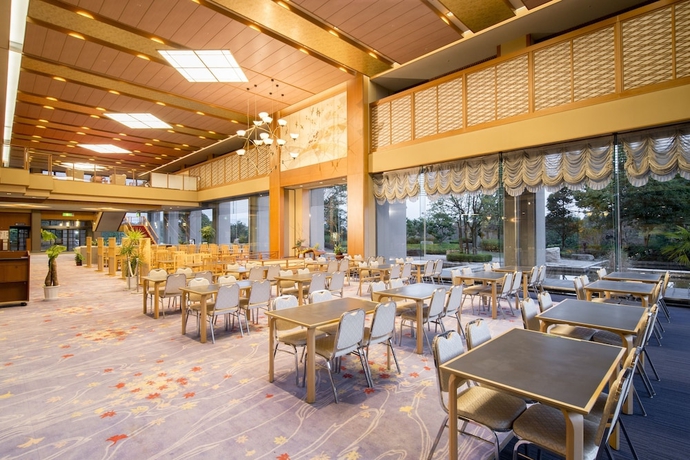 Imagen del bar/restaurante del Hotel Ooedo Onsen Monogatari Premium Seiunkaku. Foto 5