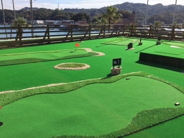 Imagen de los exteriores del Hotel Ooedo Onsen Monogatari Premium Shirahama Saichoraku. Foto 11