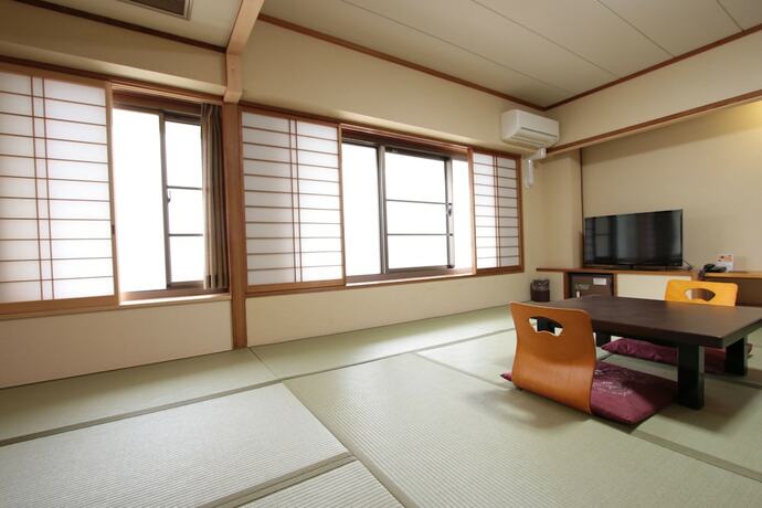 Imagen de la habitación del Hotel Ooedo Onsen Monogatari Toi Marine. Foto 18