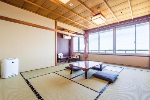 Imagen de la habitación del Hotel Ooedo-Onsen Monogatari Nagayama. Foto 19