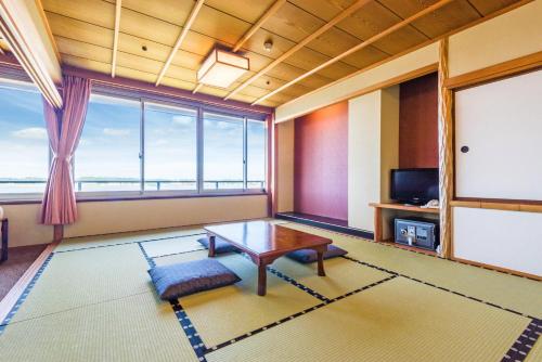 Imagen general del Hotel Ooedo-Onsen Monogatari Nagayama. Foto 11