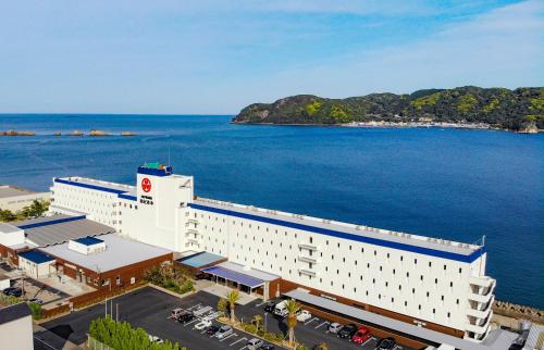 Imagen general del Hotel Ooedo-Onsen Monogatari Nanki Kushimoto. Foto 6