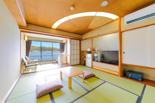 Imagen general del Hotel Ooedo-Onsen Monogatari Nanki Kushimoto. Foto 18