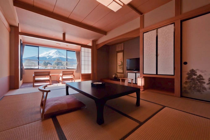 Imagen de la habitación del Hotel Ooike. Foto 6