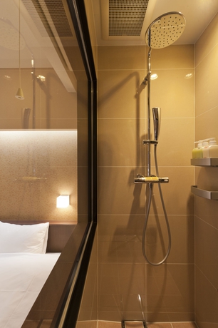 Imagen de la habitación del Hotel Ooike. Foto 7