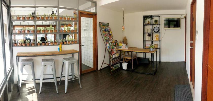 Imagen de los interiores del Hotel Oon Poshtel. Foto 9