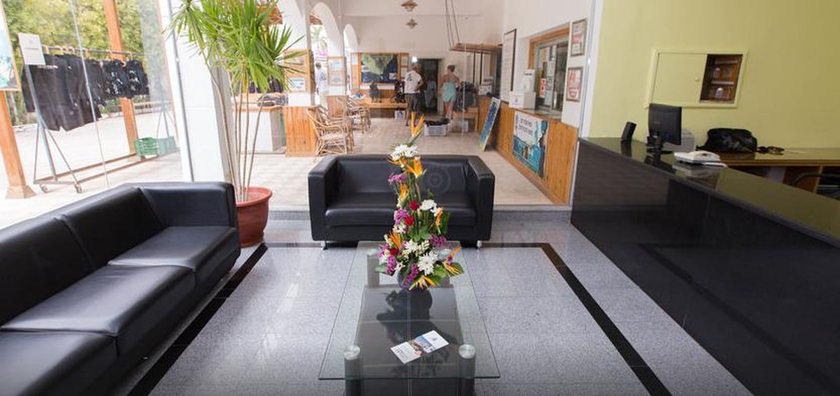 Imagen de los interiores del Hotel Oonas Dive Club. Foto 14
