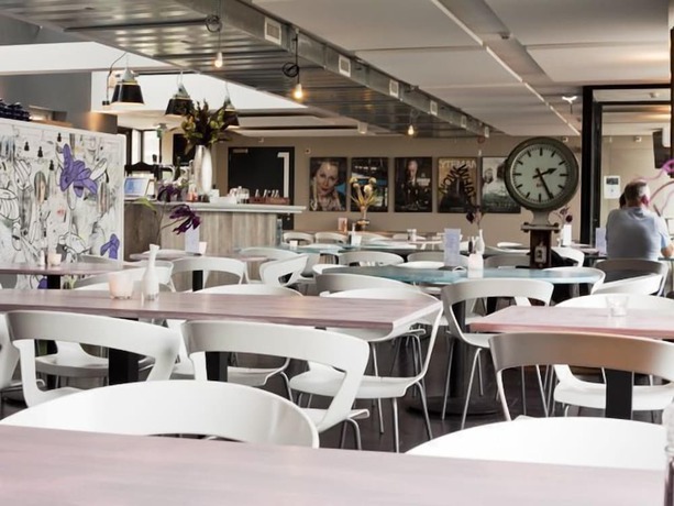 Imagen del bar/restaurante del Hotel Oostereiland - Gevangenis. Foto 6