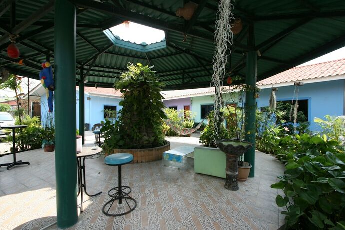 Imagen general del Hotel Ooy\'s Garden Resort. Foto 9