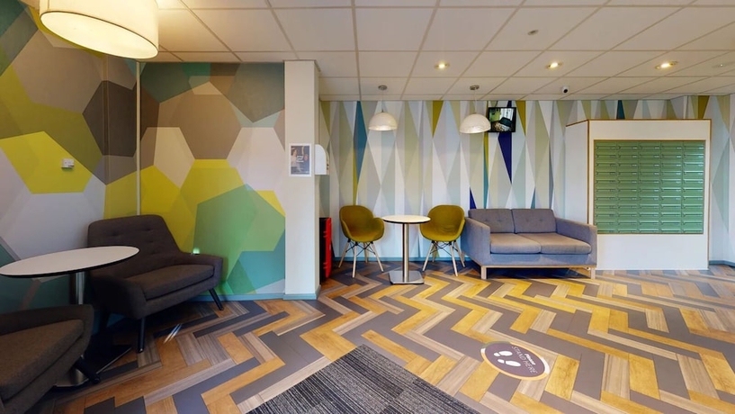 Imagen de los interiores del Hotel Opal Court. Foto 11