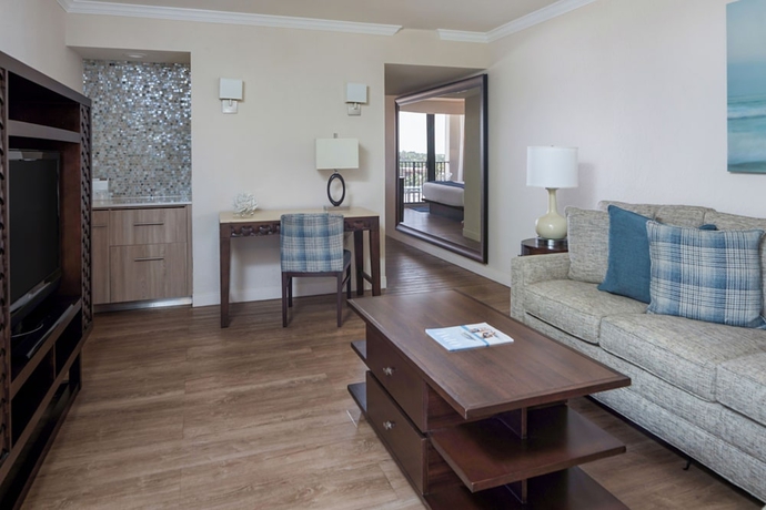 Imagen de la habitación del Hotel Opal Grand Oceanfront Resort and Spa. Foto 11